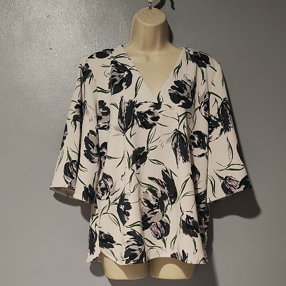 Ann Taylor Factory Black,White Green,Gray And A Hint Of Pink Floral Blouse